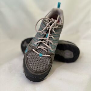 The North Face 'Litewave Explore' Waterproof Hiking Shoe Gray/ Blue Womens 10M
